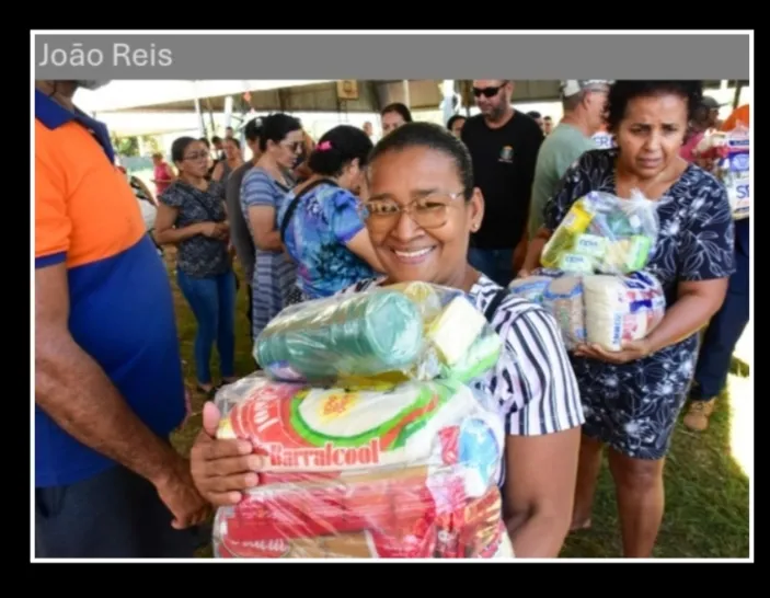 Coluna Anamaria: Governo de MT aumenta repasse para municípios agilizarem compra de cestas de alimentos. Parabéns, Governador Otaviano!