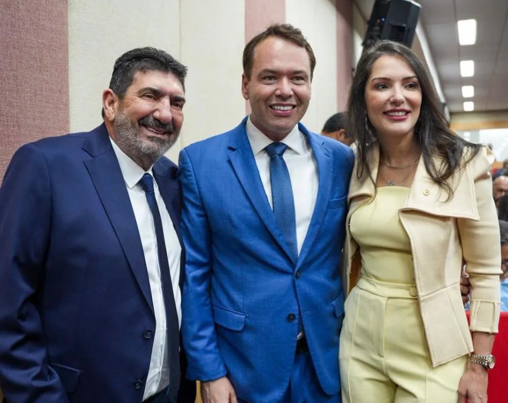 Dr. João participa da posse de novo PGJ e destaca papel da Justiça no dia a dia do cidadão