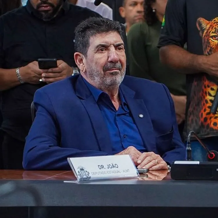 Dr. João relembra luta para manter portas da Santa Casa abertas e origem de expressão ‘de chapa e cruz’