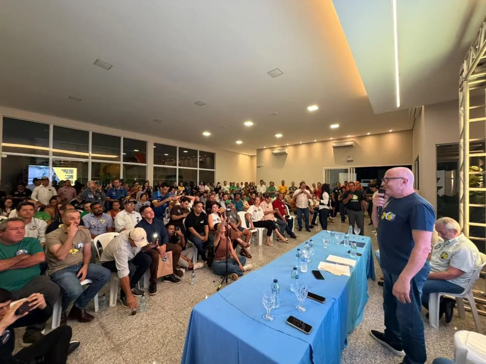 Mais de 100 vereadores do Araguaia declaram apoio à reeleição de Pivetta