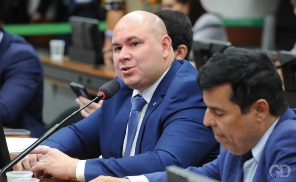 Abilio 'desvia' de agenda com ministros e busca cravar emendas no orçamento