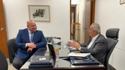 Senador diz que falta de água é caso de polícia em VG