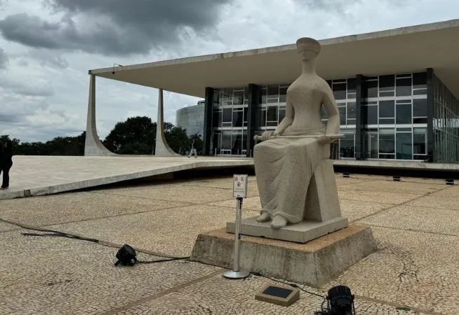 STF suspende cobrança de PASEP sobre repasses previdenciários de MT Flávio Dino apontou que a inclusão desses valores na base de cálculo do PASEP viola jurisprudência consolidada do STF