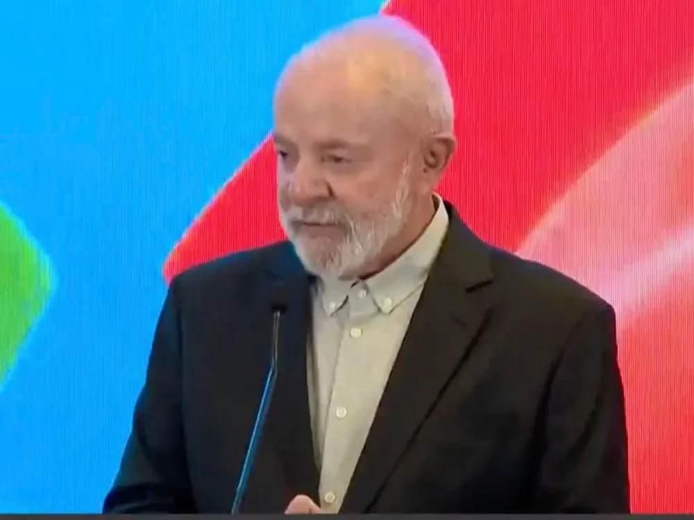 Lula fica indignado e critica vazamento de conversa com o presidente chinês O presidente da República alegou que é muito estranho o conteúdo de uma conversa restrita ter vazado para a imprensa