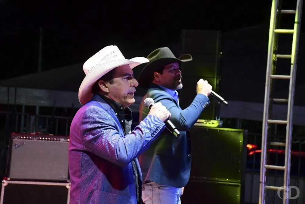 Viva o Seu Bairro de 2025 estreia com show na Praça Cultural do bairro CPA2 em Cuiabá