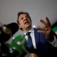 Brasil negocia tarifa de Trump com secretários dos EUA, diz Haddad Até o momento, não estava claro qual era o canal de comunicação nem a que nível da hierarquia norte-americana o Brasil tem acesso durante negociações