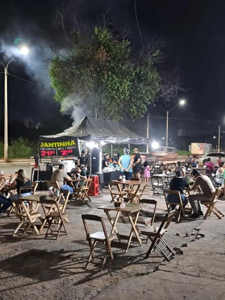 Yasmin Espetos: A Brasa do Sucesso da Família Ferreira em Cuiabá
