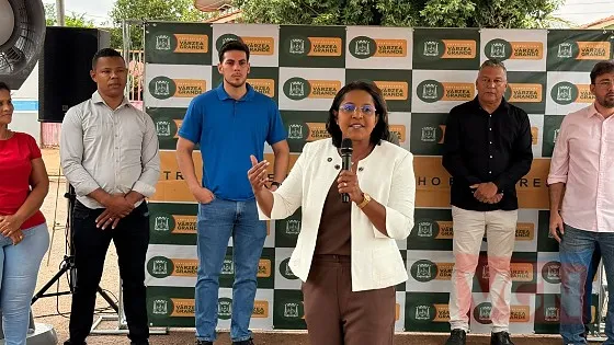 Gisela defende fim da escala 6x1, mas critica texto da PEC Deputada afirma que PEC deve avançar na CCJ, mas defende ajustes para evitar redução de contratações