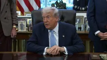  Trump diz que líder iraniano pediu cessar-fogo na guerra