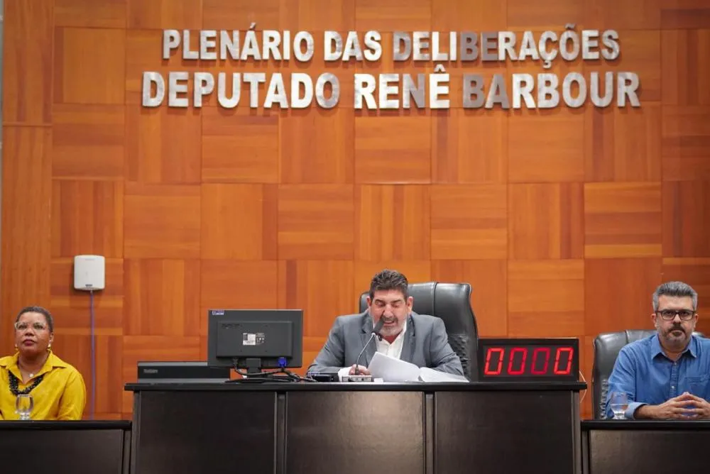 ALMT aprova projeto de Dr. João que dá nome de pioneiro do Médio-Norte a rodovia entre Barra do Bugres e Assari