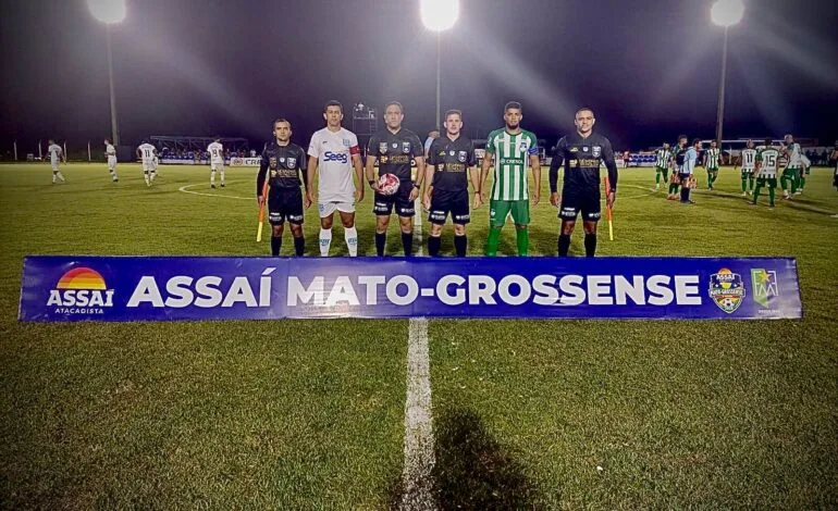 Cacerense vence o S.E.C nos pênaltis e avança à semifinal da 2ª Divisão O Cacerense garantiu vaga na semifinal do Assaí Mato-grossense 2ª Divisão 2026 após vencer o Sorriso Esporte Clube nos pênaltis por 5 a 4, nesta quarta-feira (20), no Estádio Egídio